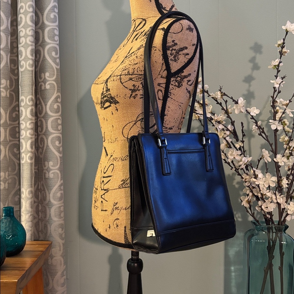 Vintage Liz Claiborne Black Shoulder Bag